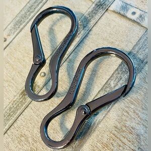 Lululemon Carabiner Clips